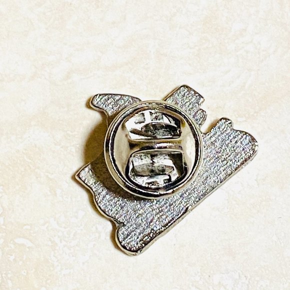 3/$10, Label, Enamel, Button Pin, Silver Color 375 Trois Rivieres - Picture 2 of 3